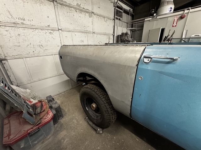 New quarter panel hung